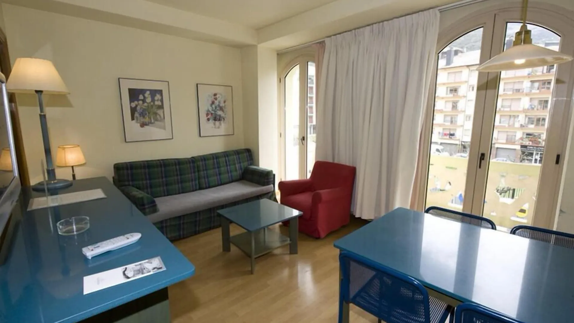 Apartment Apartamentos Pessets Adelaida Spain