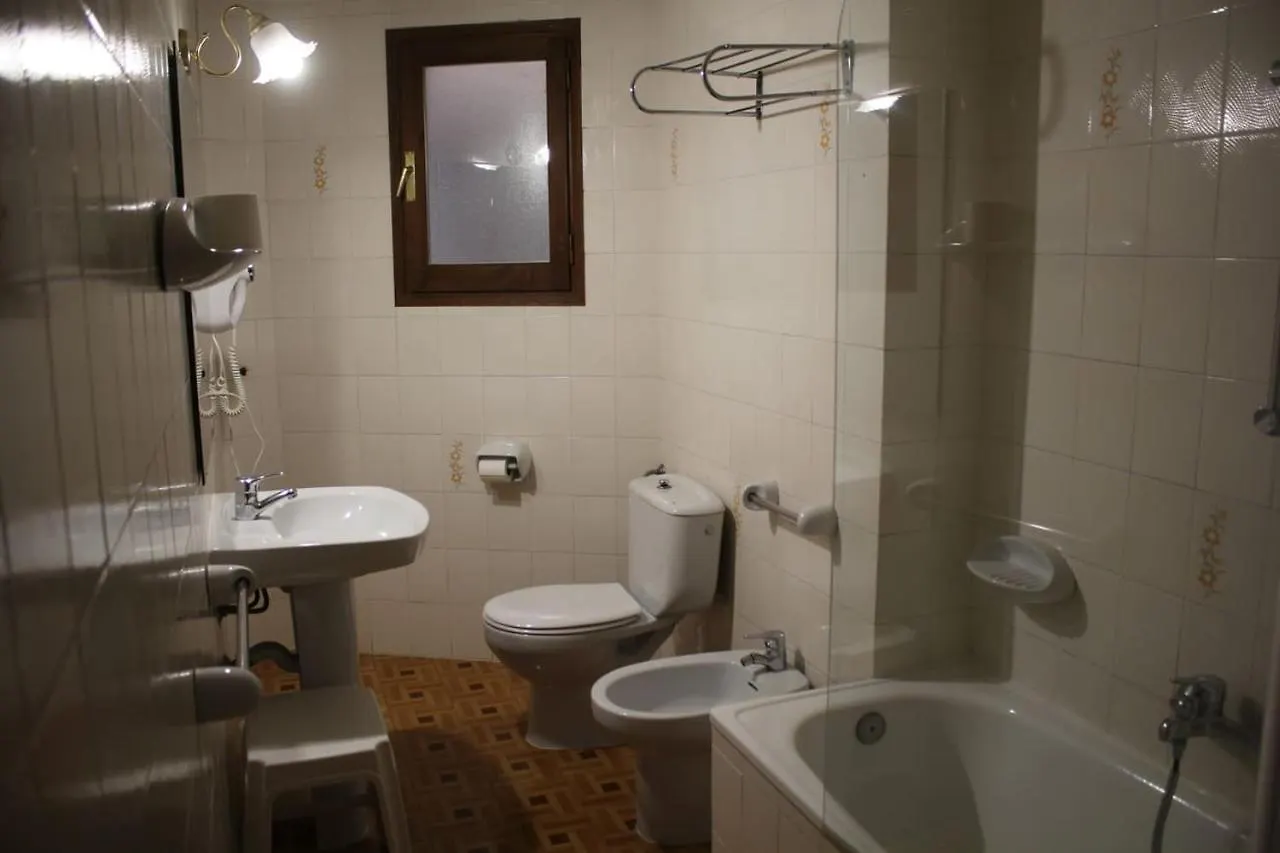 Apartamentos Pessets Adelaida Spain