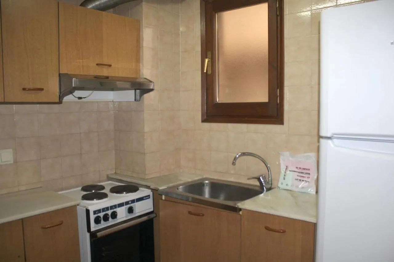 Apartamentos Pessets Adelaida