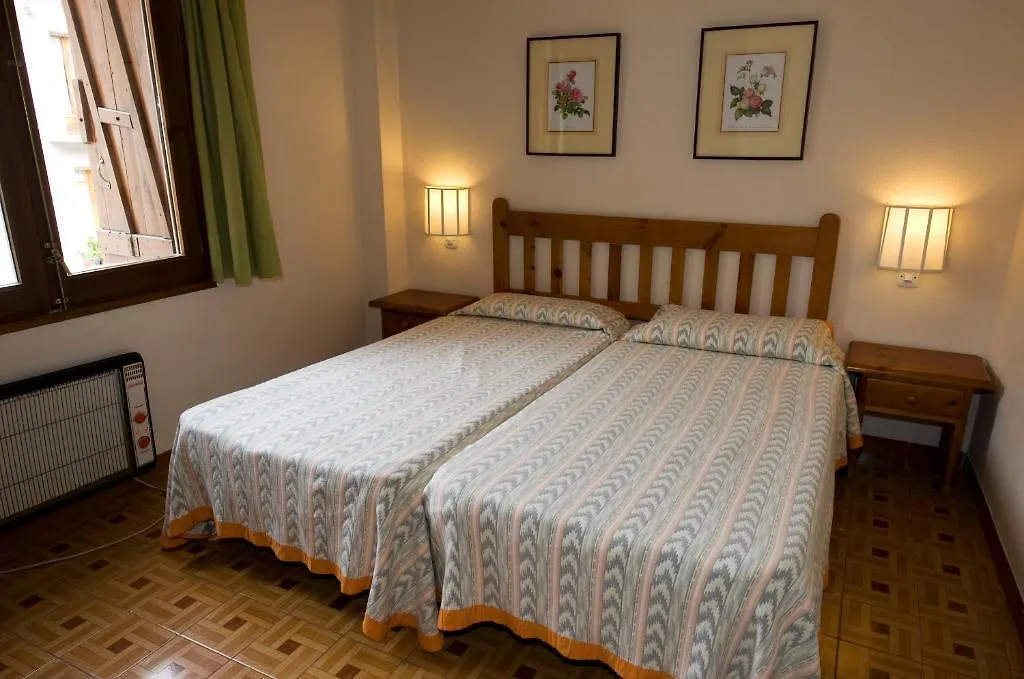 Apartment Apartamentos Pessets Adelaida