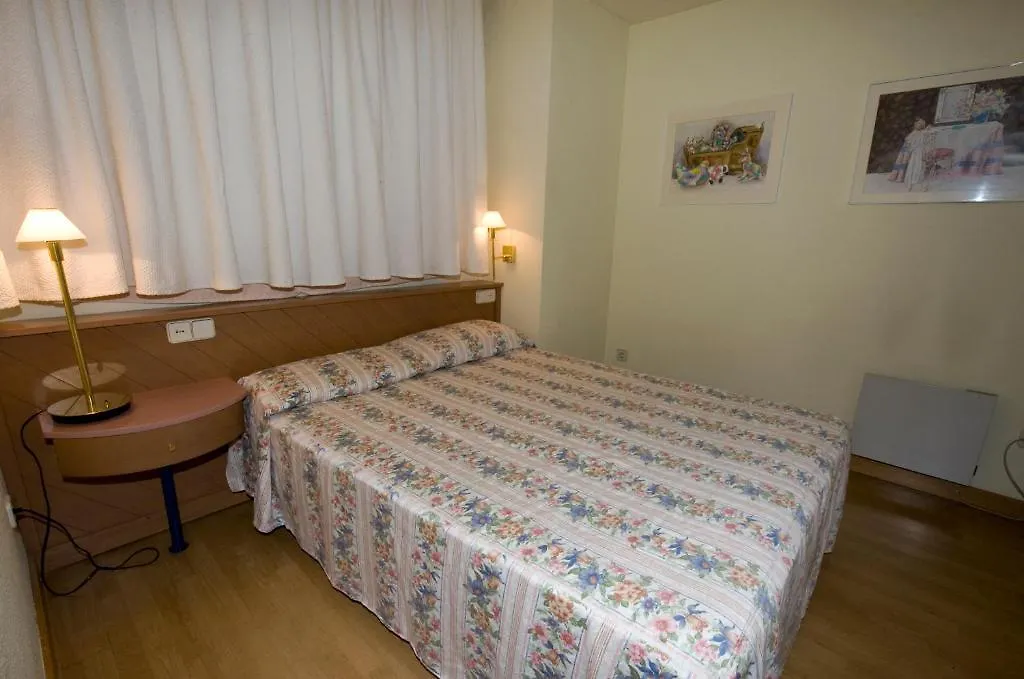 Apartment Apartamentos Pessets Adelaida Spain